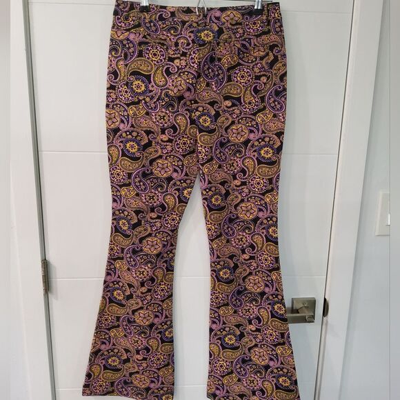 ModCloth Way Out Yonder Flared Pants Size 10 - Picture 3 of 13